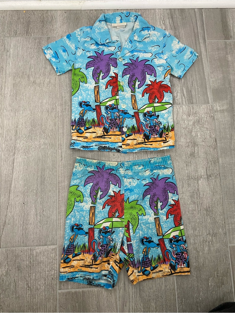 vintage cotton Hawaiian button up shirt & shorts cartoon mouse tropical size 5